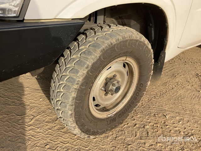 2013 Nissan Patrol GL 4x4 SUV - SUVSUV: slika 5 2013 Nissan Patrol GL 4x4 SUV - SUVSUV: slika 5