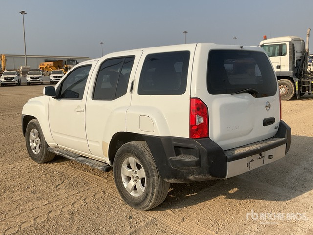 2013 Nissan Xterra 4x4 SUV - SUVSUV: slika 4 2013 Nissan Xterra 4x4 SUV - SUVSUV: slika 4