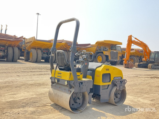 2014 Dynapac CC1200 - Valjak: slika 4 2014 Dynapac CC1200 - Valjak: slika 4