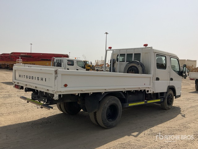 2014 Mitsubishi Canter 4x2 Crew Cab Flatbed Truck - Kamion sa tovarnim sandukom: slika 4 2014 Mitsubishi Canter 4x2 Crew Cab Flatbed Truck - Kamion sa tovarnim sandukom: slika 4