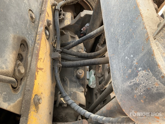 2015 Komatsu FH40-1 4 ton Forklift - Dizel viljuškar: slika 5 2015 Komatsu FH40-1 4 ton Forklift - Dizel viljuškar: slika 5