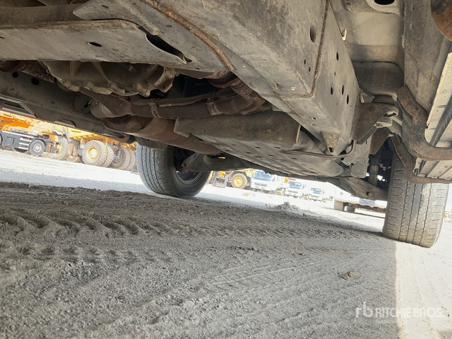 2015 Nissan Patrol Platinum 4x4 SUV - SUVSUV: slika 5 2015 Nissan Patrol Platinum 4x4 SUV - SUVSUV: slika 5