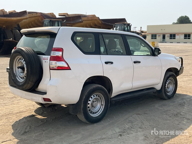 2015 Toyota Prado TX 150L 4x4 SUV - SUVSUV: slika 3 2015 Toyota Prado TX 150L 4x4 SUV - SUVSUV: slika 3