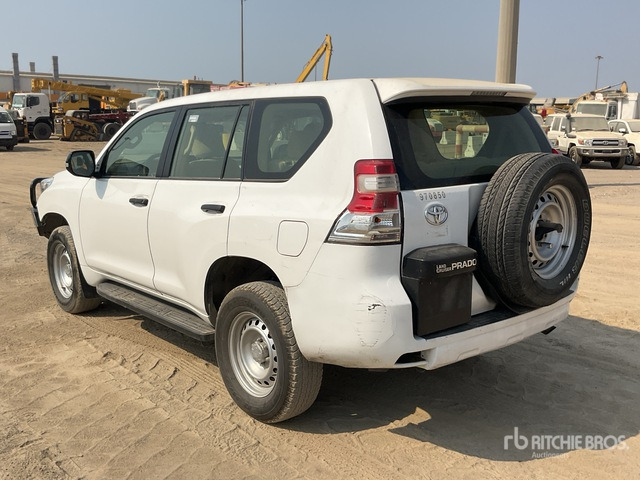 2015 Toyota Prado TX 150L 4x4 SUV - SUVSUV: slika 4 2015 Toyota Prado TX 150L 4x4 SUV - SUVSUV: slika 4