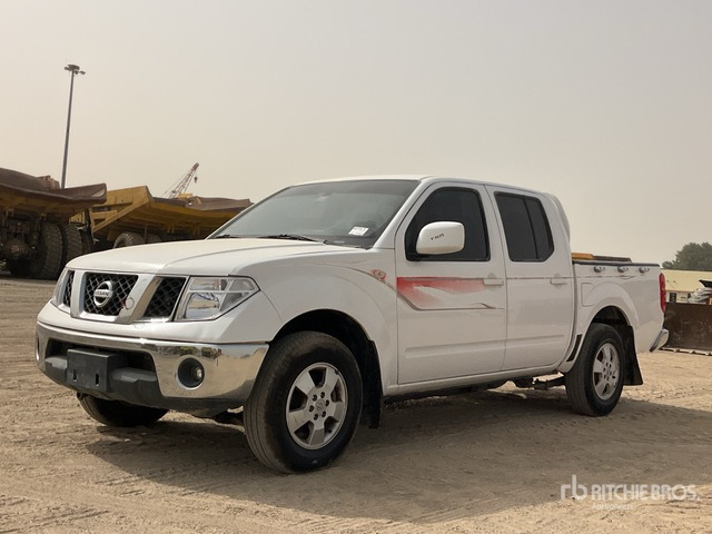 2016 Nissan 4x2 Crew Cab Pickup - Pikap: slika 2 2016 Nissan 4x2 Crew Cab Pickup - Pikap: slika 2