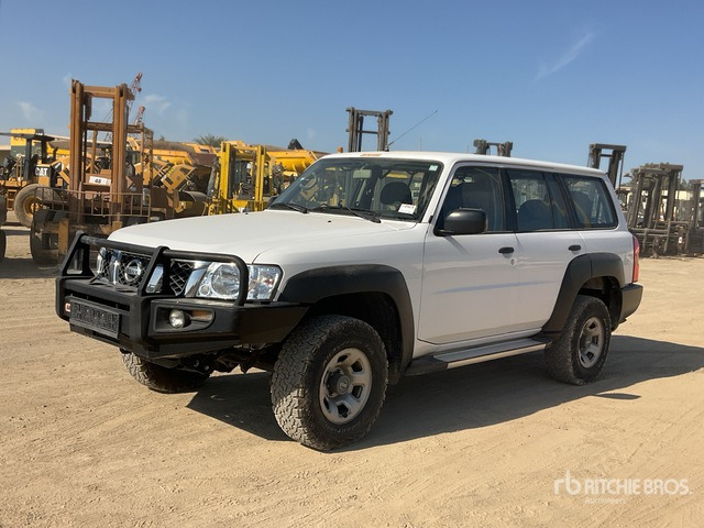 2018 Nissan Patrol GL 4x4 SUV - SUVSUV: slika 1 2018 Nissan Patrol GL 4x4 SUV - SUVSUV: slika 1