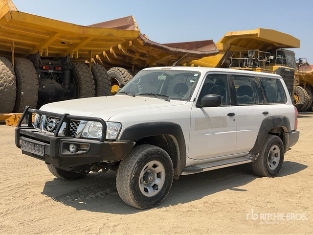 2018 Nissan Patrol GL 4x4 SUV - SUVSUV: slika 1 2018 Nissan Patrol GL 4x4 SUV - SUVSUV: slika 1