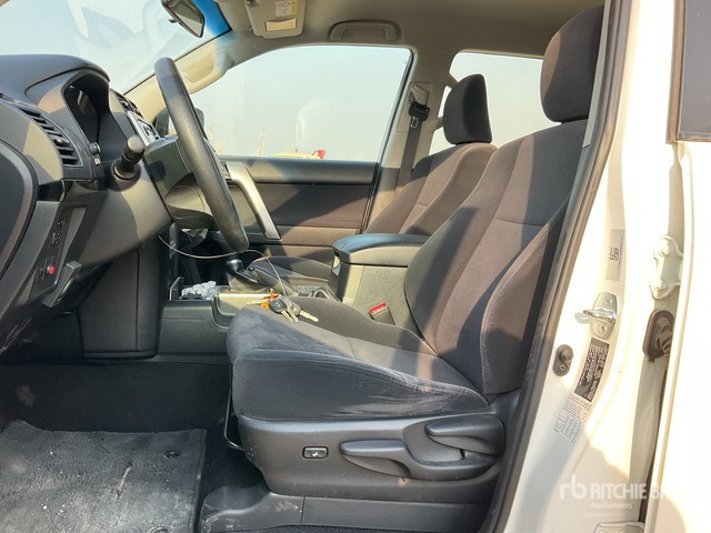 SUVSUV 2018 Toyota Prado TX 150L 4x4 SUV: slika 6