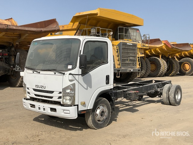 2019 Isuzu NPR 4x2 Cab and Chassis - Kamion sa golom šasijom i zatvorenom kabinom: slika 1 2019 Isuzu NPR 4x2 Cab and Chassis - Kamion sa golom šasijom i zatvorenom kabinom: slika 1