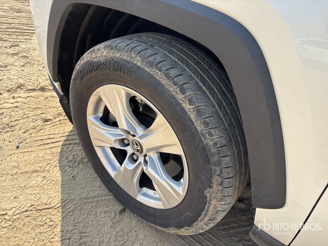 2019 Toyota RAV4 4WD SUV - SUVSUV: slika 4 2019 Toyota RAV4 4WD SUV - SUVSUV: slika 4