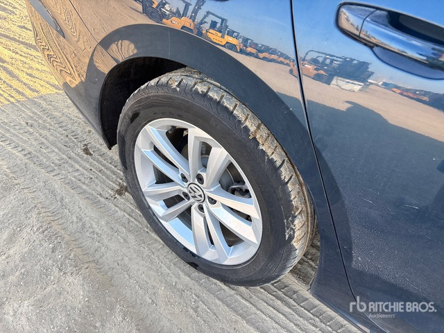 2020 Volkswagen Passat Automobile - Automobil: slika 5 2020 Volkswagen Passat Automobile - Automobil: slika 5