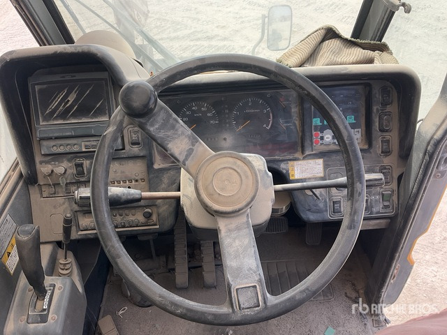 Kato KR-25 Rough Terrain Crane - Autokran za teške terene: slika 5 Kato KR-25 Rough Terrain Crane - Autokran za teške terene: slika 5