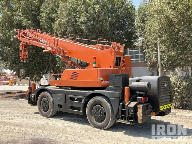 Kato KR10H Rough Terrain Crane - Autokran za teške terene: slika 4 Kato KR10H Rough Terrain Crane - Autokran za teške terene: slika 4