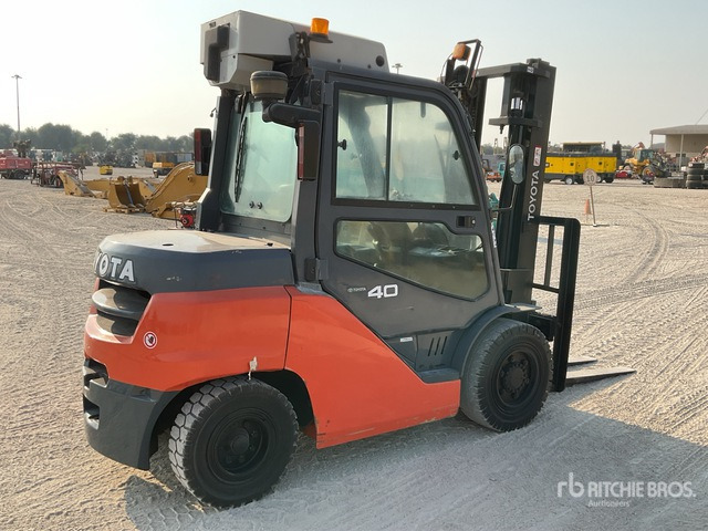 Toyota 8FD40N Forklift - Viljuškar: slika 3 Toyota 8FD40N Forklift - Viljuškar: slika 3