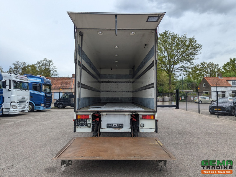 DAF CF85.410 4x2 Spacecab Euro5 - Geïsoleerde bak 7.6m - Laadklep 1500kg - Reservewiel - Kamion sa zatvorenim sandukom: slika 4 DAF CF85.410 4x2 Spacecab Euro5 - Geïsoleerde bak 7.6m - Laadklep 1500kg - Reservewiel - Kamion sa zatvorenim sandukom: slika 4