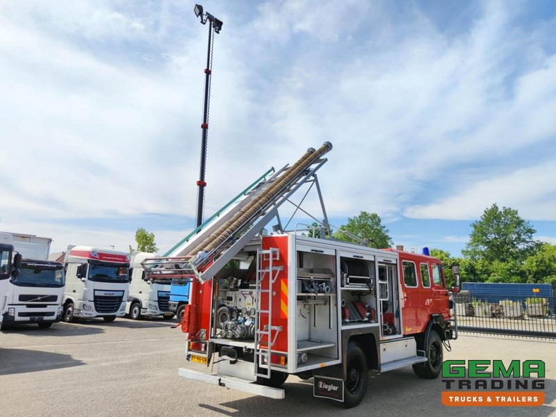 DAF FAV 1800 DHTD 360 4x4 Dubbel Cab (10 pers)  Ziegler TS10 LD2800 HD265 T2000 - TopCondition! (V484) - Vatrogasni kamion: slika 3 DAF FAV 1800 DHTD 360 4x4 Dubbel Cab (10 pers)  Ziegler TS10 LD2800 HD265 T2000 - TopCondition! (V484) - Vatrogasni kamion: slika 3