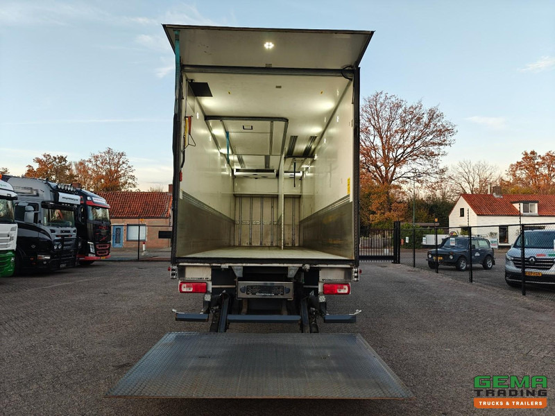 DAF XF 450 FAS 6x2 Superspacecab Euro6 - Koel-VriesBak 9.5m + Carrier Supra 1250Mt + Laadklep 2500kg - 331.000km Origineel! - Hladnjača: slika 5 DAF XF 450 FAS 6x2 Superspacecab Euro6 - Koel-VriesBak 9.5m + Carrier Supra 1250Mt + Laadklep 2500kg - 331.000km Origineel! - Hladnjača: slika 5