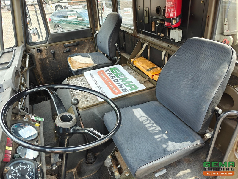 DAF YAK 4440 4x4 Dagcabine Euro0 - Open Laadbak 4.17m - Hiab 965/75 - Rotator - Ringfeder - Trekhaak - Kamion sa tovarnim sandukom, Kamion sa dizalicom: slika 5 DAF YAK 4440 4x4 Dagcabine Euro0 - Open Laadbak 4.17m - Hiab 965/75 - Rotator - Ringfeder - Trekhaak - Kamion sa tovarnim sandukom, Kamion sa dizalicom: slika 5
