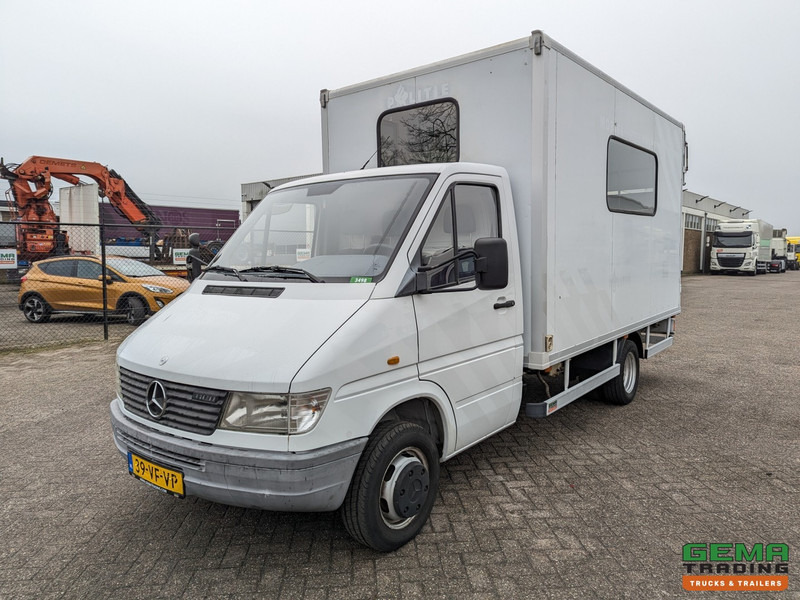 Mercedes-Benz 400-serie 410 D 4x2 Euro2 - Mobiel Kantoor - Standkachel - Hydr. Steunpoten - Eigen Accu's - 26.000KM Origineel - MARGE - Dostavno vozilo: slika 1 Mercedes-Benz 400-serie 410 D 4x2 Euro2 - Mobiel Kantoor - Standkachel - Hydr. Steunpoten - Eigen Accu's - 26.000KM Origineel - MARGE - Dostavno vozilo: slika 1