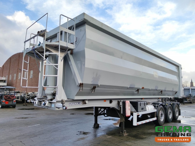 Granalu S3NA F270Z 52m³ - SteelBox/AluChassis - Coil - 8070KG (O1348) - Poluprikolica istovarivača: slika 4 Granalu S3NA F270Z 52m³ - SteelBox/AluChassis - Coil - 8070KG (O1348) - Poluprikolica istovarivača: slika 4