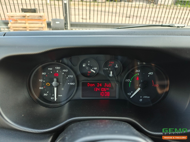 Kamp kombi Iveco Daily 5-130 2 Persoons Camper - Airco/Boiler/Toilet - 134.000km - Fiamma Luifel - Fietsendrager - 05/2026 APK: slika 18