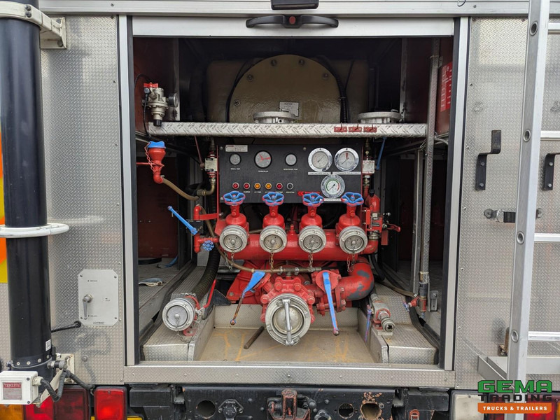 Mercedes-Benz 1124 AF 4x4 Dubbelcab 6Cil - 9 Pers - Kronenburg Tankautospuit TS08 LD3.000 HD240 T2.400 LiterTank - Vatrogasni kamion: slika 5 Mercedes-Benz 1124 AF 4x4 Dubbelcab 6Cil - 9 Pers - Kronenburg Tankautospuit TS08 LD3.000 HD240 T2.400 LiterTank - Vatrogasni kamion: slika 5