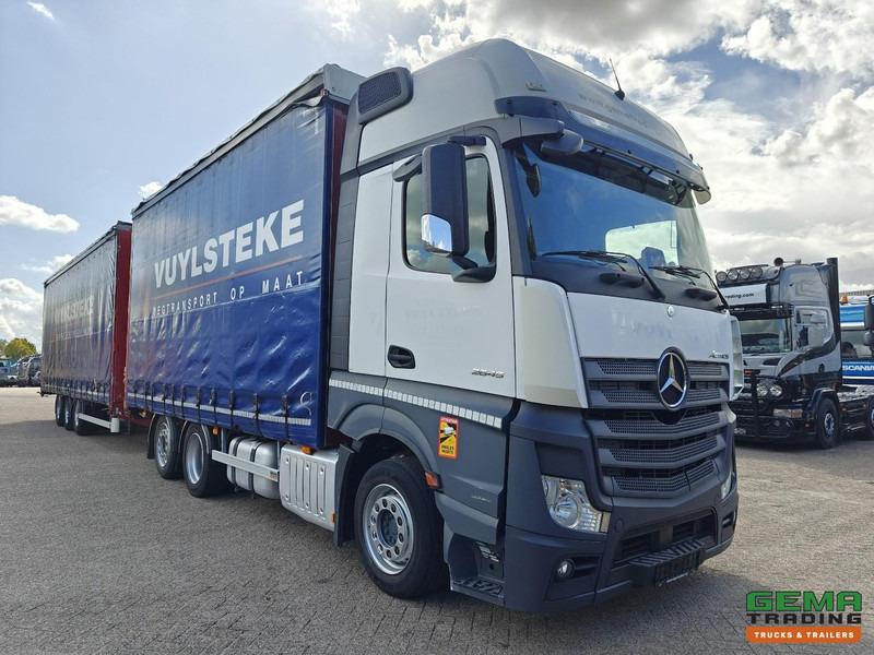 Mercedes-Benz Actros 2645 6x2 Gigaspace Euro6 + 3Axle Trailer - 115m³ VolumeCombi - Dubbele Tanks - Moffet Aansluiting - HH Vloer - SMARTTacho V2 - Kamion sa zatvorenim sandukom: slika 4 Mercedes-Benz Actros 2645 6x2 Gigaspace Euro6 + 3Axle Trailer - 115m³ VolumeCombi - Dubbele Tanks - Moffet Aansluiting - HH Vloer - SMARTTacho V2 - Kamion sa zatvorenim sandukom: slika 4