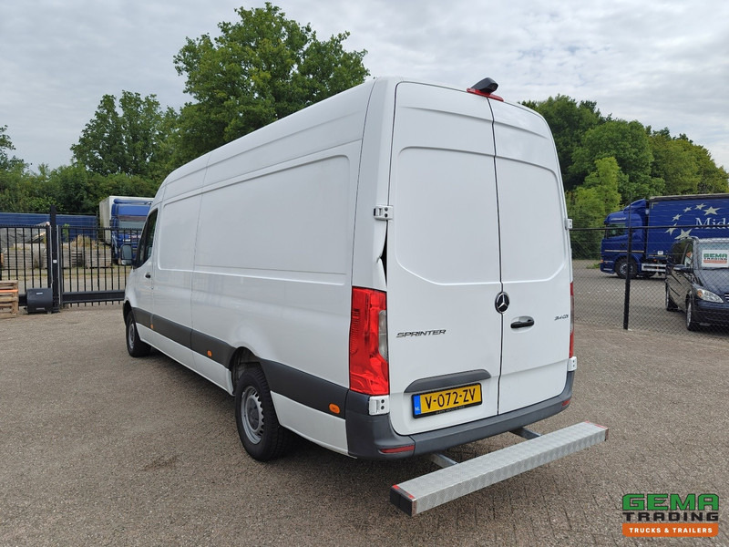 Mercedes-Benz Sprinter 314 CDI L3H2 - Euro6D - Automaat - Navigatie - Camera - 06/2026APK - Furgon: slika 3 Mercedes-Benz Sprinter 314 CDI L3H2 - Euro6D - Automaat - Navigatie - Camera - 06/2026APK - Furgon: slika 3