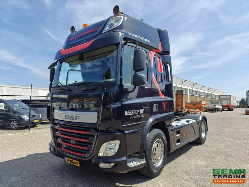 DAF CF 440 FT 4x2 Spacecab Euro6A - SchuifSchotel - Nato - Tegljač: slika 1 DAF CF 440 FT 4x2 Spacecab Euro6A - SchuifSchotel - Nato - Tegljač: slika 1