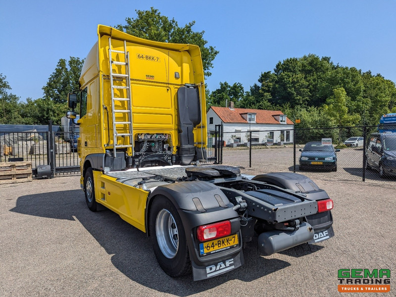 DAF XF 450 FT 4x2 SuperSpaceCab Euro6C - Retarder - Standairco - Dubbele Tanks - SMARTtachoV2 - Tegljač: slika 4 DAF XF 450 FT 4x2 SuperSpaceCab Euro6C - Retarder - Standairco - Dubbele Tanks - SMARTtachoV2 - Tegljač: slika 4