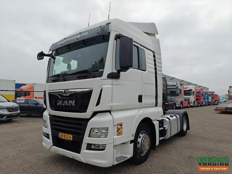 MAN TGX 18.420 4x2 XLX Euro6C - Dubbele Tanks - Navi - 08/2026 APK - Tegljač: slika 1 MAN TGX 18.420 4x2 XLX Euro6C - Dubbele Tanks - Navi - 08/2026 APK - Tegljač: slika 1