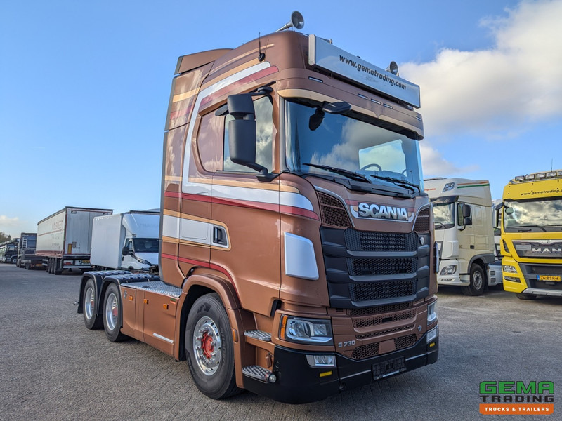 Scania S730 6x4 Topline Euro6 - V8 - Retarder - Costum Interior - Vollucht - Alcoa's - Tegljač: slika 2 Scania S730 6x4 Topline Euro6 - V8 - Retarder - Costum Interior - Vollucht - Alcoa's - Tegljač: slika 2