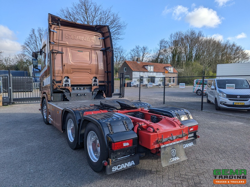 Scania S730 6x4 Topline Euro6 - V8 - Retarder - Costum Interior - Vollucht - Alcoa's - Tegljač: slika 4 Scania S730 6x4 Topline Euro6 - V8 - Retarder - Costum Interior - Vollucht - Alcoa's - Tegljač: slika 4