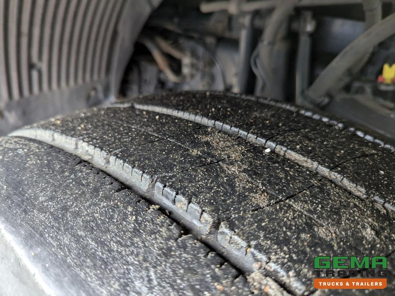 Volvo FH420 4x2 Euro6 FH420 4x2 Globetrotter Euro6 - XLOW / Mega - VEB+ - Double Tanks - Air Suspension Volvo FH420 4x2 Euro6 FH420 4x2 Globetrotter Euro6 - XLOW / Mega - VEB+ - Double Tanks - Air Suspension: slika 19 Volvo FH420 4x2 Euro6 FH420 4x2 Globetrotter Euro6 - XLOW / Mega - VEB+ - Double Tanks - Air Suspension Volvo FH420 4x2 Euro6 FH420 4x2 Globetrotter Euro6 - XLOW / Mega - VEB+ - Double Tanks - Air Suspension: slika 19