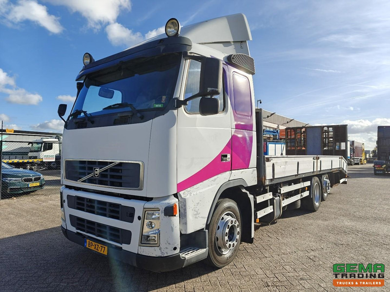 Volvo FH12 6x2 Slaapcab Euro3 - Oprijwagen/Machine Transporter 8.18m + Lier - Hydr.Rampen - SMARTTacho V2 - 02/2026 APK - Kamion za prevoz automobila: slika 1 Volvo FH12 6x2 Slaapcab Euro3 - Oprijwagen/Machine Transporter 8.18m + Lier - Hydr.Rampen - SMARTTacho V2 - 02/2026 APK - Kamion za prevoz automobila: slika 1