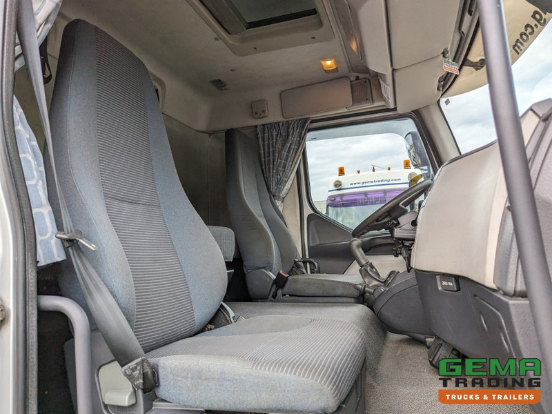 Kamion sa zatvorenim sandukom Volvo FL280 4x2 SleepCab 16T Euro5 6CIL - 5.60m GeslotenBak + Laadklep 2500KG - Standkachel - Zijdeur - Servicewagen (V758): slika 7