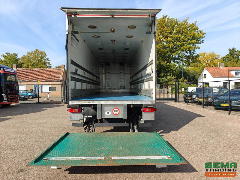 Volvo FM330 4x2 Dagcab Euro5 - KuikenBak 8.4m + Webasto Heater + Dhollandia 2000KG - Kamion za prevoz stoke: slika 4 Volvo FM330 4x2 Dagcab Euro5 - KuikenBak 8.4m + Webasto Heater + Dhollandia 2000KG - Kamion za prevoz stoke: slika 4