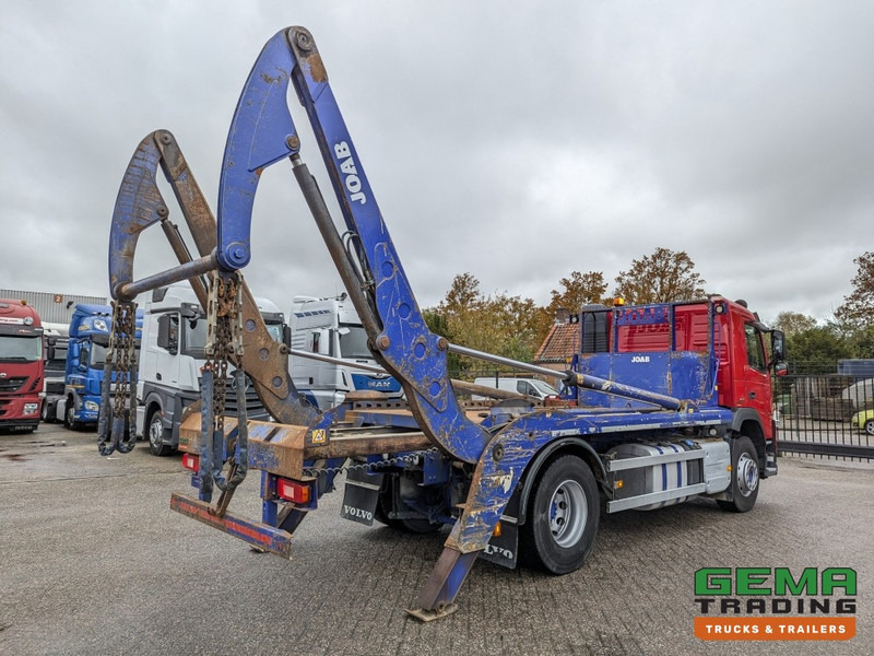 Volvo FM330 4x2 Daycab Euro6 JOAB PortaalSysteem 14T - Extendable - 251.000km - Kamion za utovaranje kontejnera: slika 3 Volvo FM330 4x2 Daycab Euro6 JOAB PortaalSysteem 14T - Extendable - 251.000km - Kamion za utovaranje kontejnera: slika 3