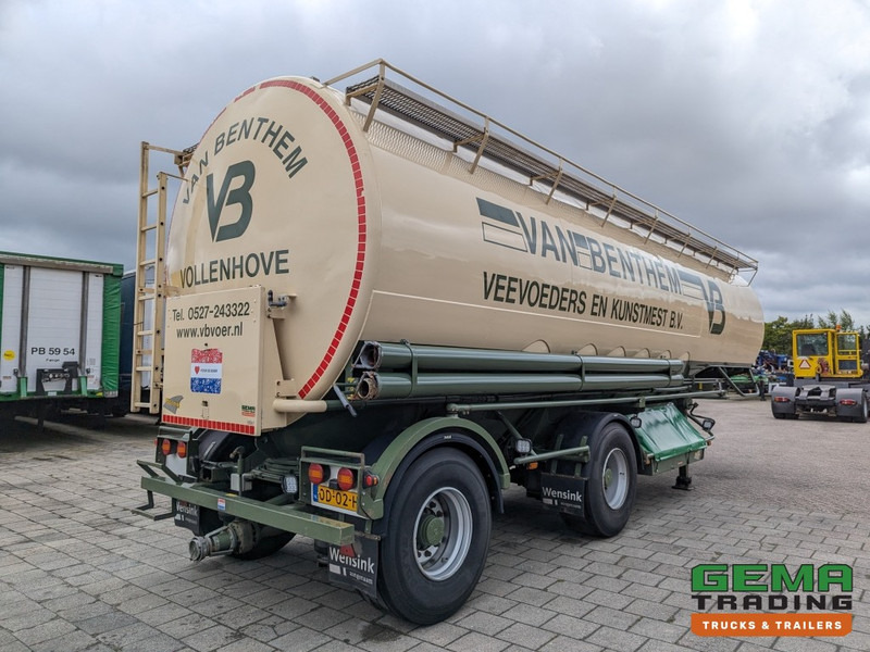WELGRO 90WSL33-24 2-Assen SAF Silo MengVoeder / Futter 24m³ - Trommelremmen - StuurAs (O1961) - Poluprikolica cisterna: slika 2 WELGRO 90WSL33-24 2-Assen SAF Silo MengVoeder / Futter 24m³ - Trommelremmen - StuurAs (O1961) - Poluprikolica cisterna: slika 2