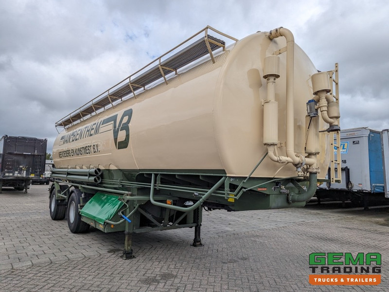 WELGRO 90WSL33-24 2-Assen SAF Silo MengVoeder / Futter 24m³ - Trommelremmen - StuurAs (O1961) - Poluprikolica cisterna: slika 3 WELGRO 90WSL33-24 2-Assen SAF Silo MengVoeder / Futter 24m³ - Trommelremmen - StuurAs (O1961) - Poluprikolica cisterna: slika 3