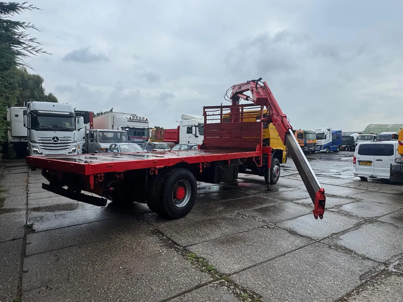 DAF 2300 4X2 Platform + Crane Spring/Spring German truck - Kamion sa tovarnim sandukom: slika 4 DAF 2300 4X2 Platform + Crane Spring/Spring German truck - Kamion sa tovarnim sandukom: slika 4