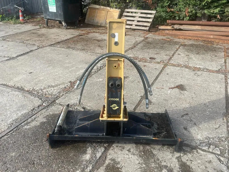 Soosan SB30 Hydraulic Breaker Skid steer - Dodatak za Građevinska mašina: slika 3 Soosan SB30 Hydraulic Breaker Skid steer - Dodatak za Građevinska mašina: slika 3