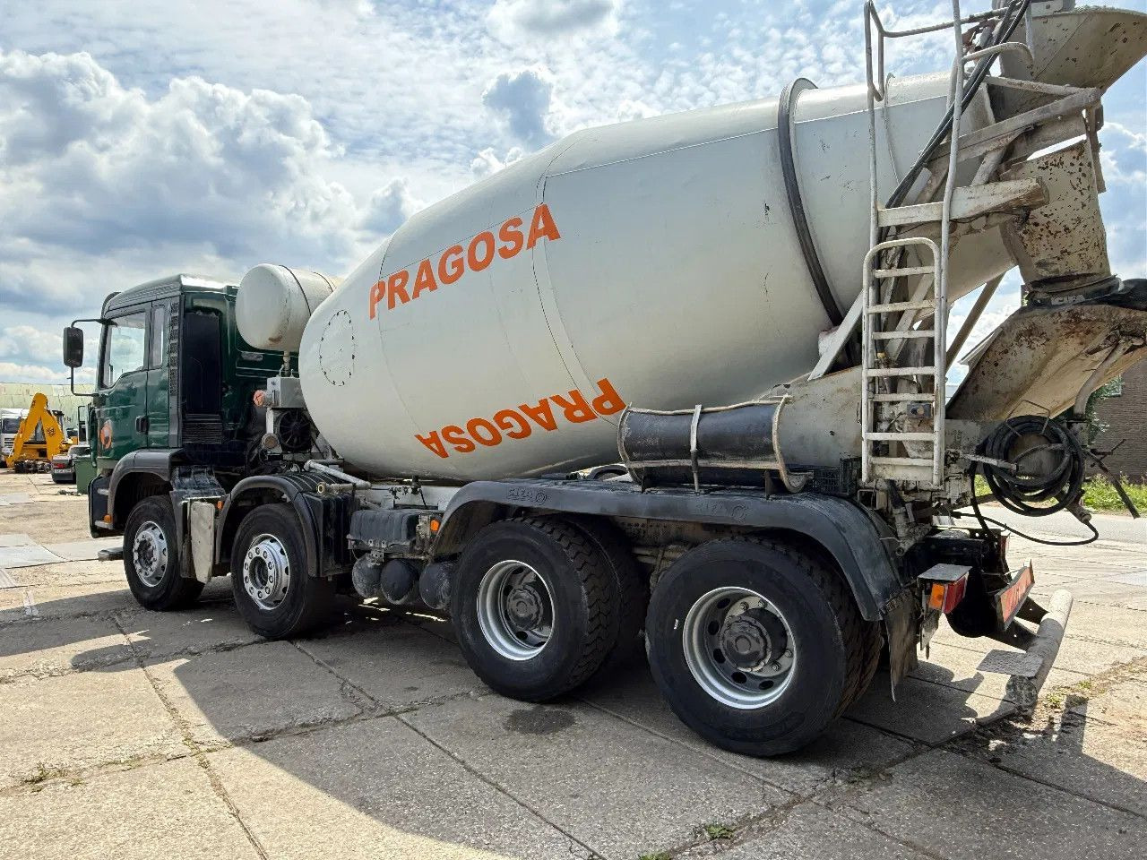 MAN TGA 35.360 8X4 CIFA Beton Mixer Spring/Spring ZF - Mikser za beton: slika 3 MAN TGA 35.360 8X4 CIFA Beton Mixer Spring/Spring ZF - Mikser za beton: slika 3