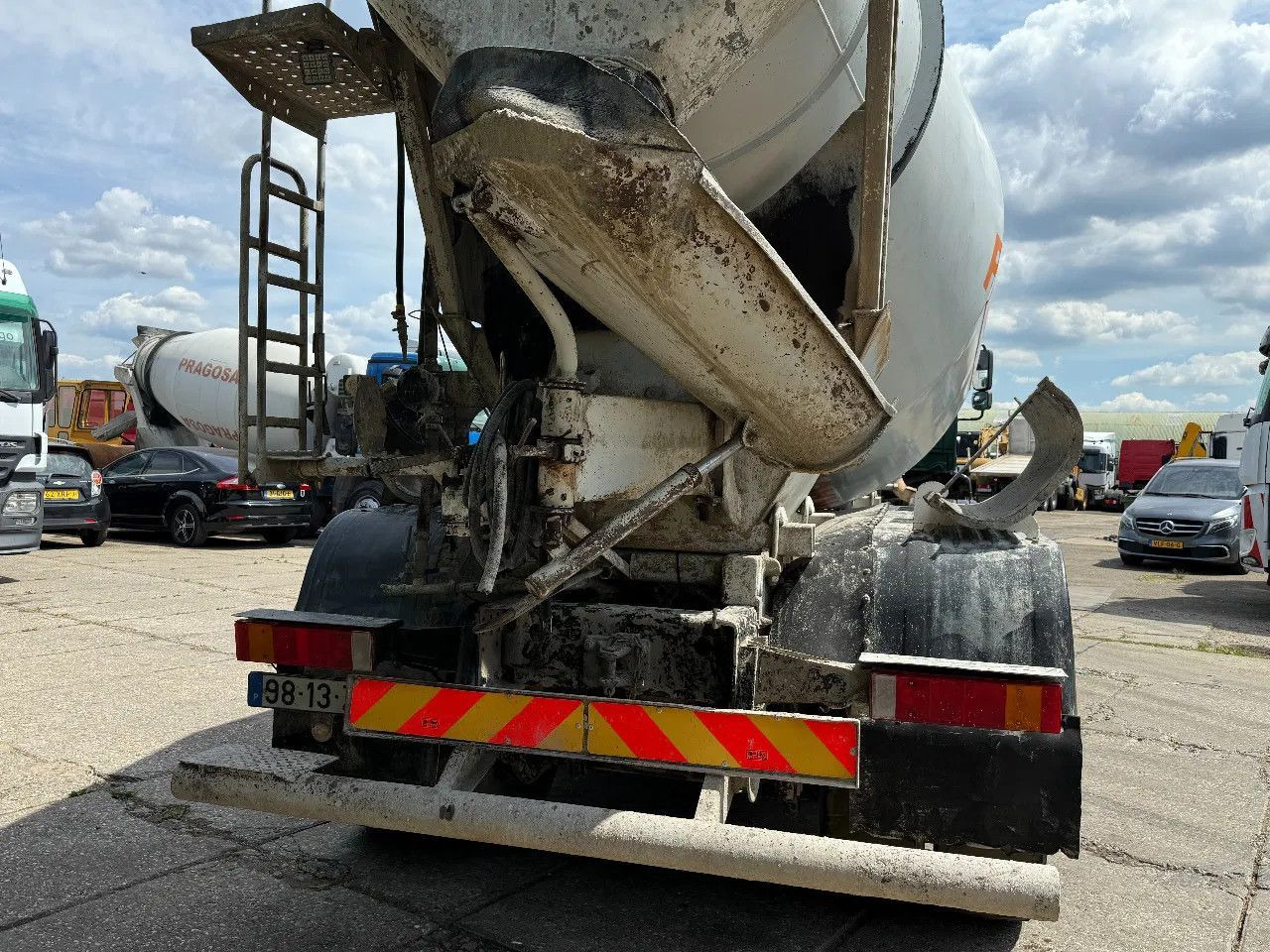 MAN TGA 35.360 8X4 CIFA Beton Mixer Spring/Spring ZF - Mikser za beton: slika 5 MAN TGA 35.360 8X4 CIFA Beton Mixer Spring/Spring ZF - Mikser za beton: slika 5