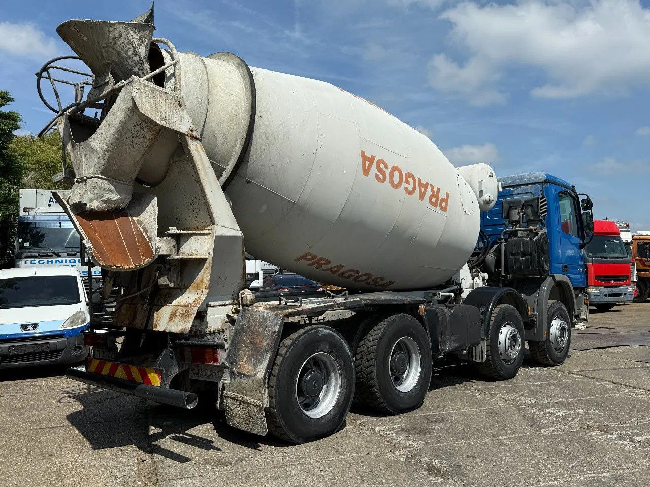 Mercedes-Benz Actros 3236 MP2 V6 8X4 9M3 Beton Mixer Spring/Sp - Mikser za beton: slika 4 Mercedes-Benz Actros 3236 MP2 V6 8X4 9M3 Beton Mixer Spring/Sp - Mikser za beton: slika 4