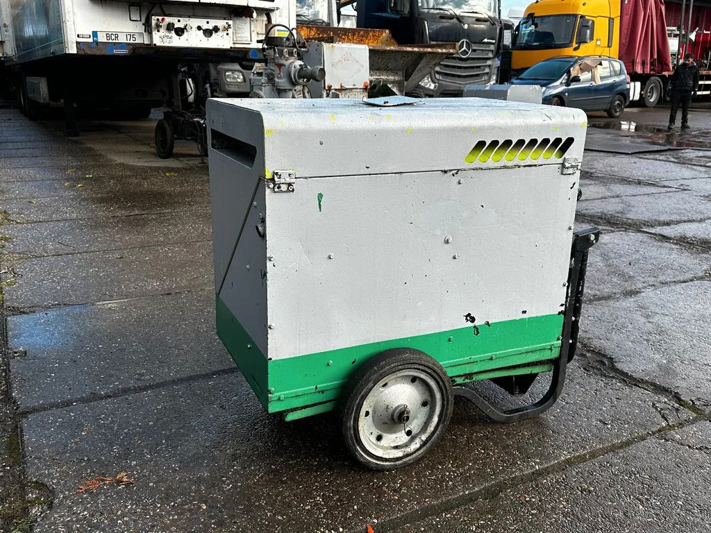 Pramac P6000S2 6KVA Generator - Set generatora: slika 5 Pramac P6000S2 6KVA Generator - Set generatora: slika 5