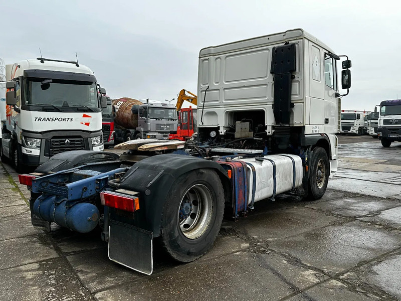 DAF XF 95.380 4X2 Tractor-unit Spring/Air ZF Manual Euro2 PTO - Tegljač: slika 4 DAF XF 95.380 4X2 Tractor-unit Spring/Air ZF Manual Euro2 PTO - Tegljač: slika 4