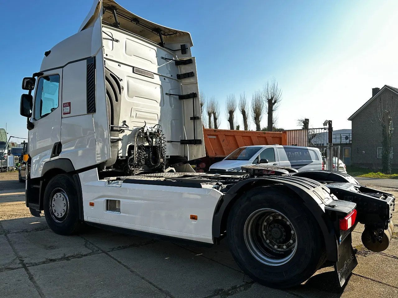 Renault T460 4X2 Tractor-unit Spring/Air PROD2019 Retard - Tegljač: slika 3 Renault T460 4X2 Tractor-unit Spring/Air PROD2019 Retard - Tegljač: slika 3