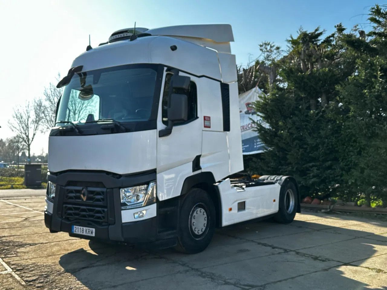 Renault T460 4X2 Tractor-unit Spring/Air PROD2019 Retard - Tegljač: slika 2 Renault T460 4X2 Tractor-unit Spring/Air PROD2019 Retard - Tegljač: slika 2