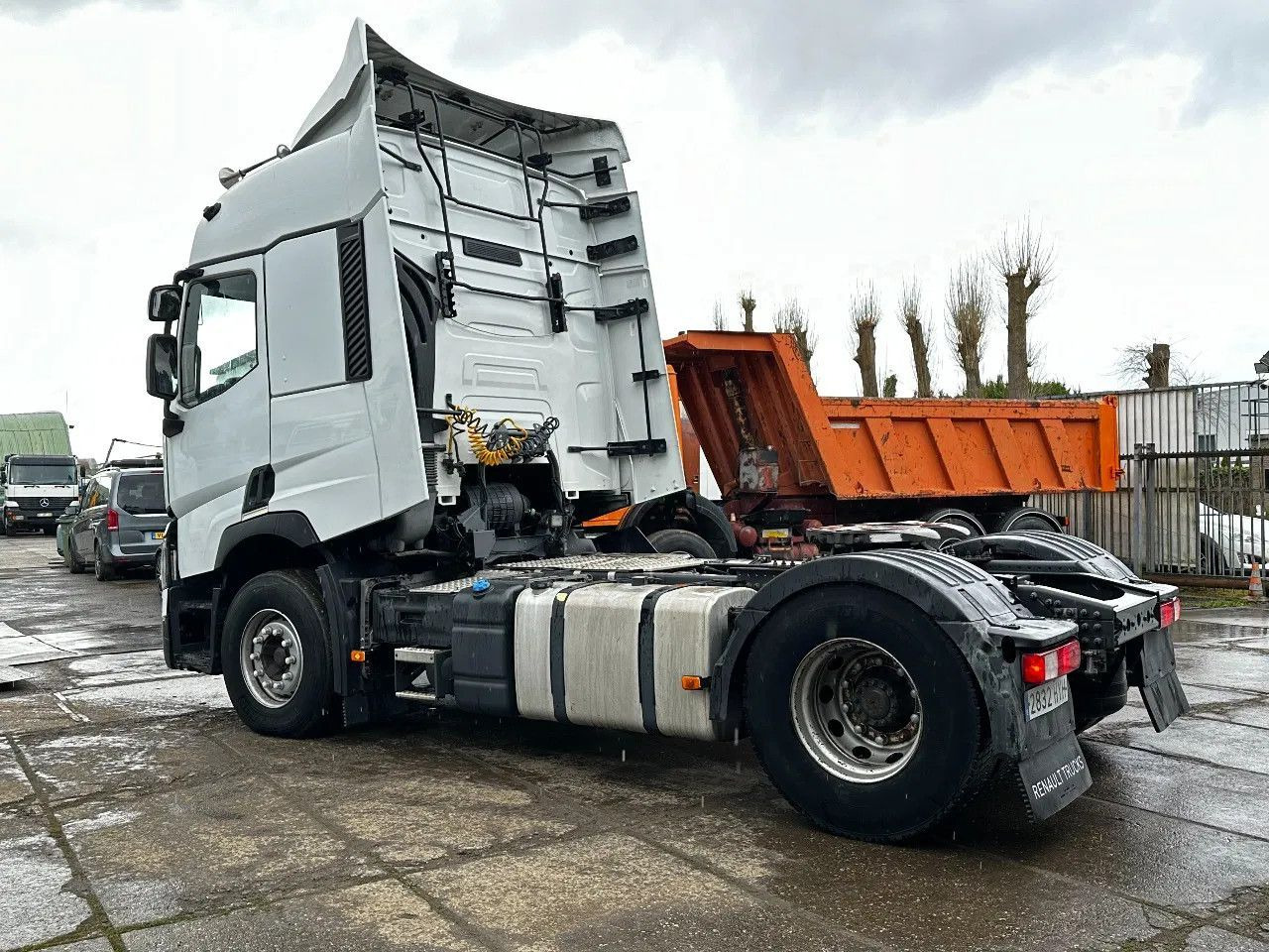 Renault T460 4X2 Tractor-unit Spring/Air Retarder D11 En - Tegljač: slika 3 Renault T460 4X2 Tractor-unit Spring/Air Retarder D11 En - Tegljač: slika 3